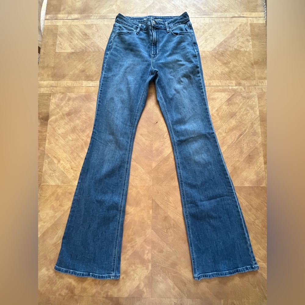 Old Navy High-Waisted Flare Jeans – 4 Tall